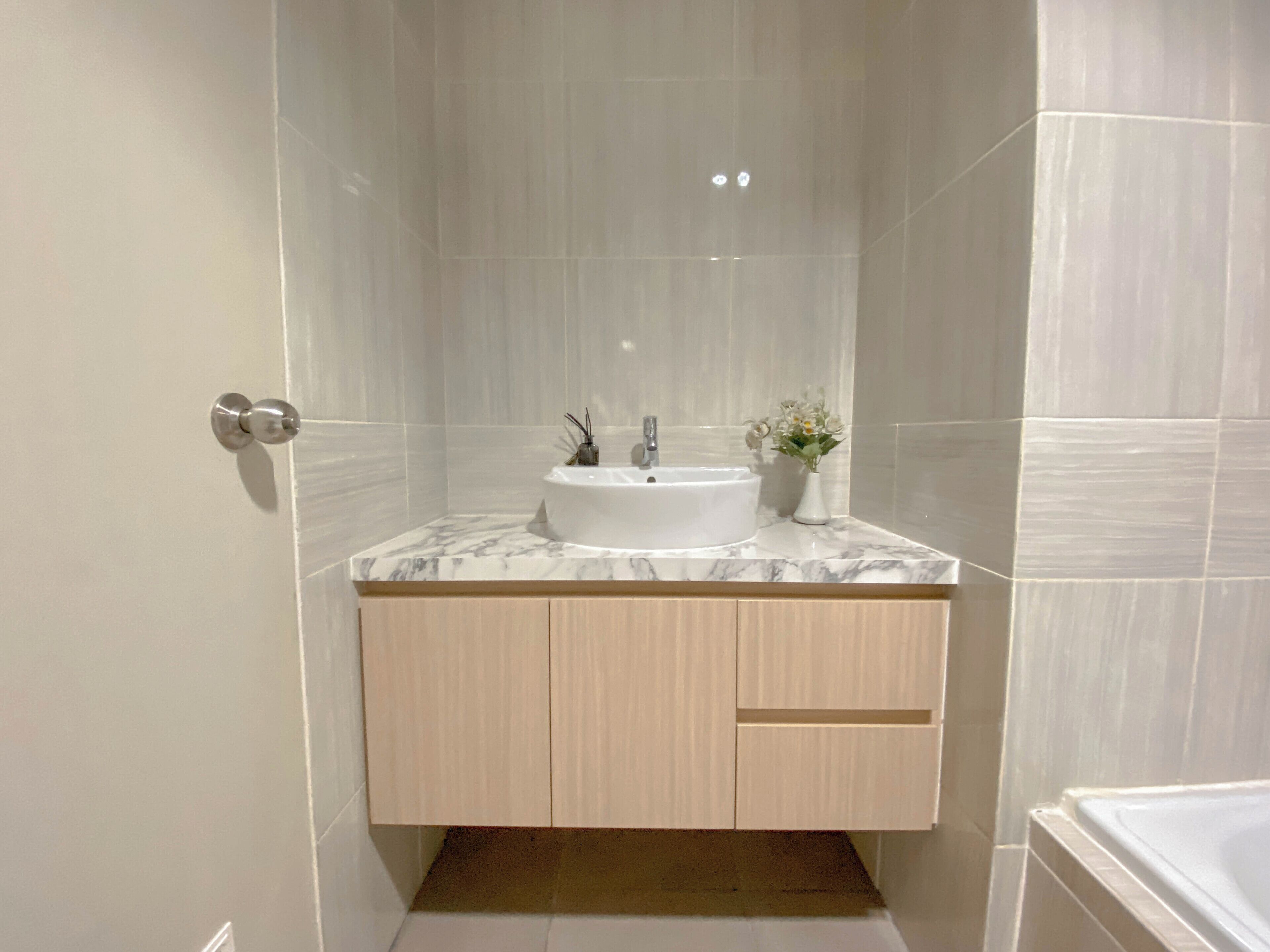 Standard Apartment | Bathroom