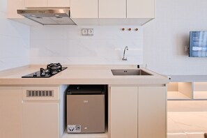 Standard-huoneisto | Yksityinen keittiö | Keittoastiat/astiat/ruokailuvälineet