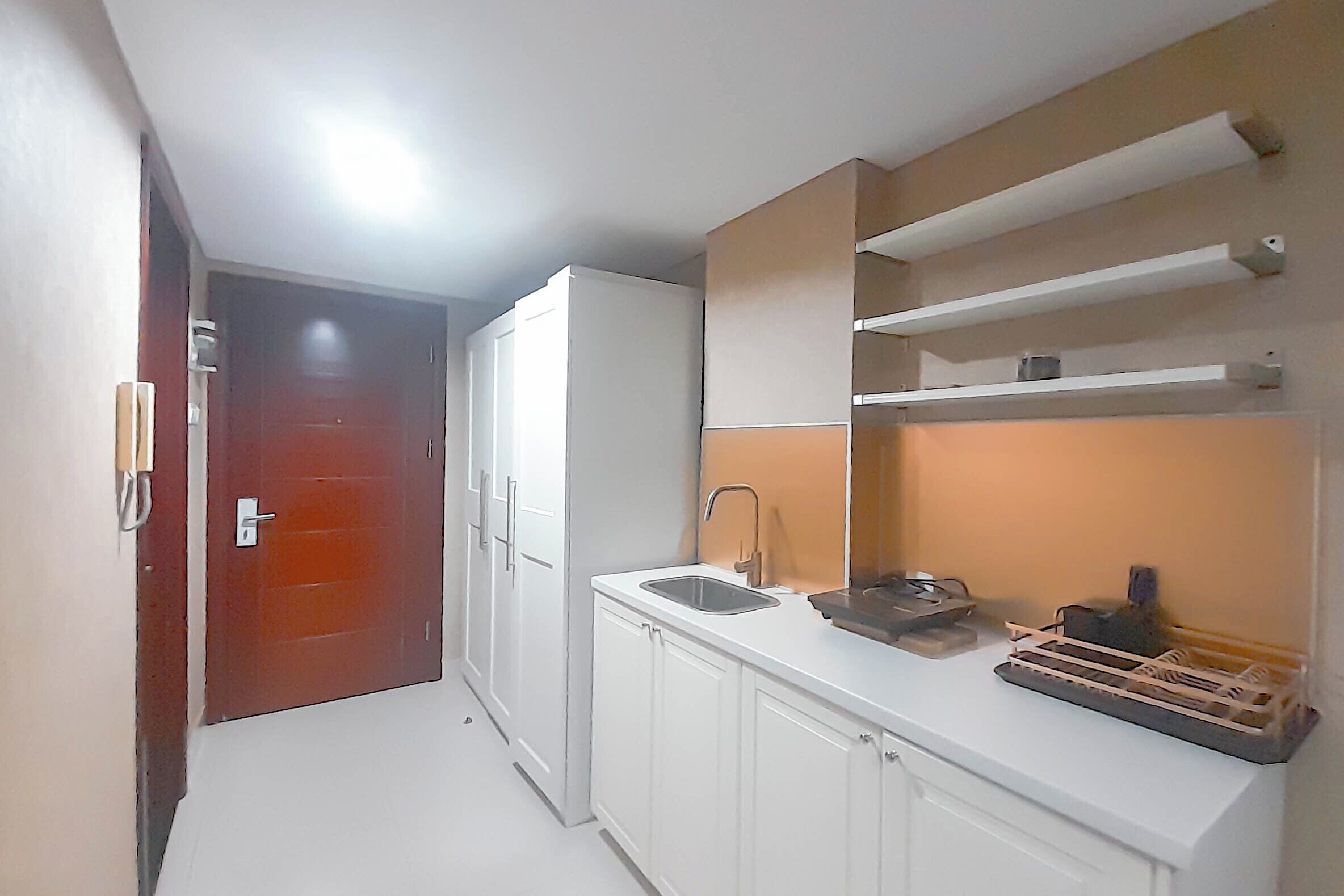 Apartemen Standar | Dapur pribadi | Peralatan masak/sendok-piring
