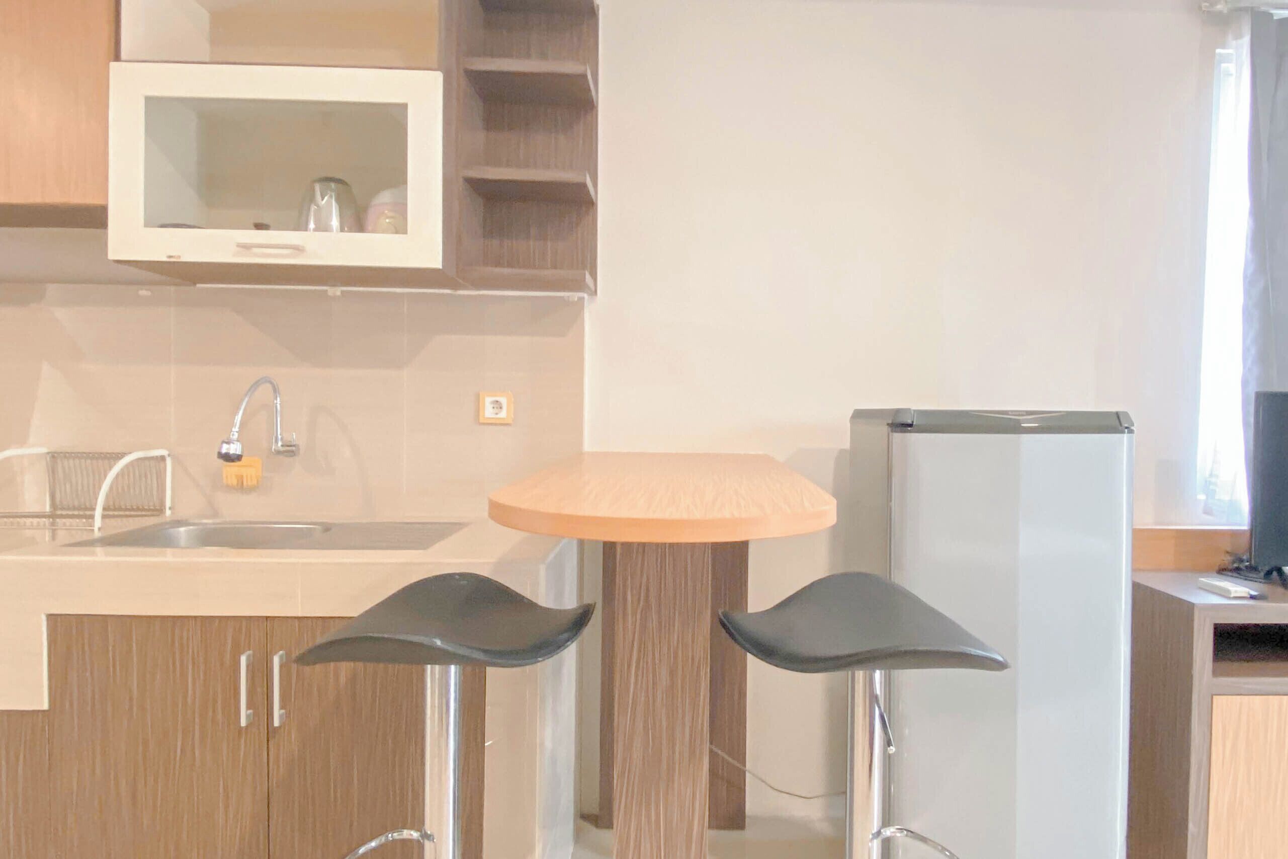 Standard Apartment | Private kitchen | Cookware/dishes/utensils