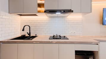 Standard-Apartment | Eigene Küche | Kochgeschirr/Geschirr/Besteck