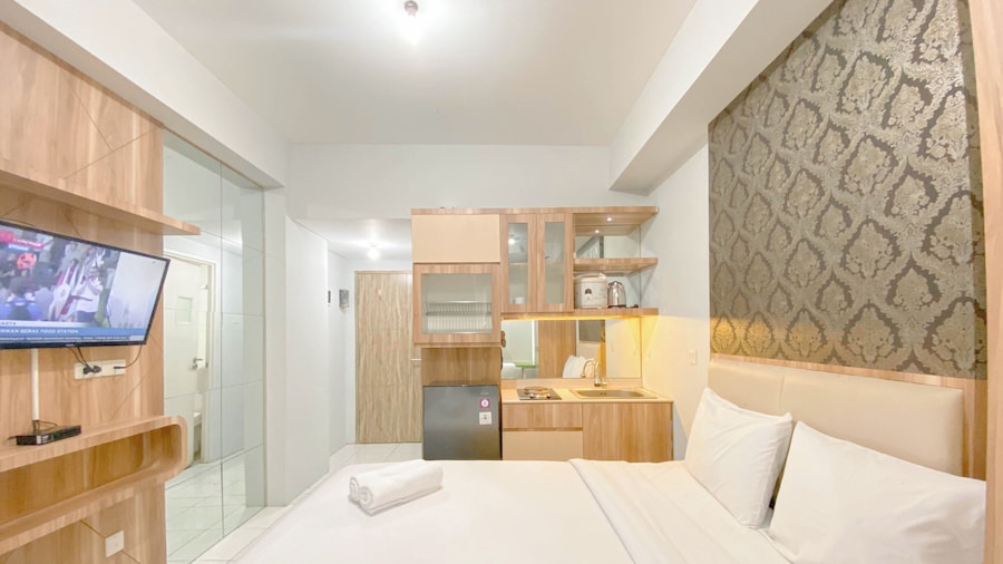 Basic Studio At Candiland Apartment