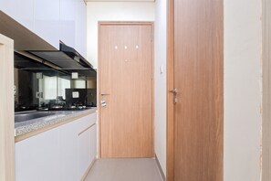 Standard-Apartment | Eigene Küche | Kochgeschirr/Geschirr/Besteck