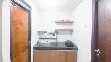 Standard-Apartment | Eigene Küche | Kochgeschirr/Geschirr/Besteck