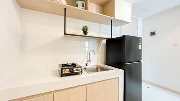 Apartamento estándar | Cocina privada | Utensilios de cocina