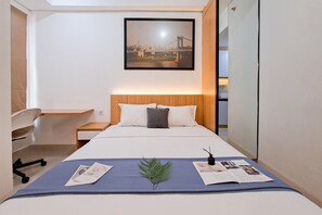 Standard Apartment - Studio Near Transpark Mall Bintaro At Transpark Bintaro Apartment (South Tangerang)