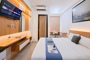 Standard Apartment - Studio Near Transpark Mall Bintaro At Transpark Bintaro Apartment (South Tangerang)