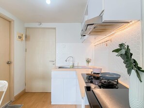 Standard-huoneisto | Yksityinen keittiö | Keittoastiat/astiat/ruokailuvälineet