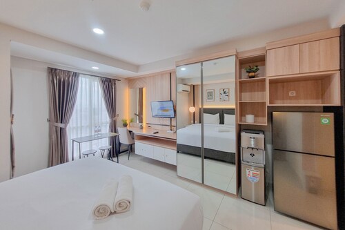 Modern Studio Near Ambarrukmo Plaza At Barsa City Apartment