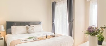 Soft Grey 1Br At Royal Sentul Park Apartment