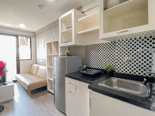 Standard-huoneisto | Yksityinen keittiö | Keittoastiat/astiat/ruokailuvälineet