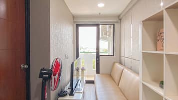 Standard Apartment | Living area