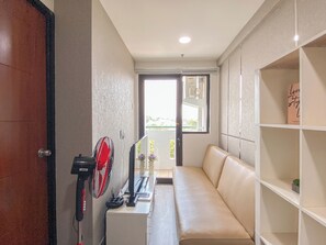 Living area - 1Br Near Tanjung Barat Station At Kebagusan City Apartment (Jakarta)
