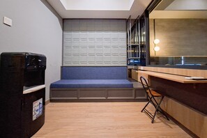 Standard Apartment | Living area