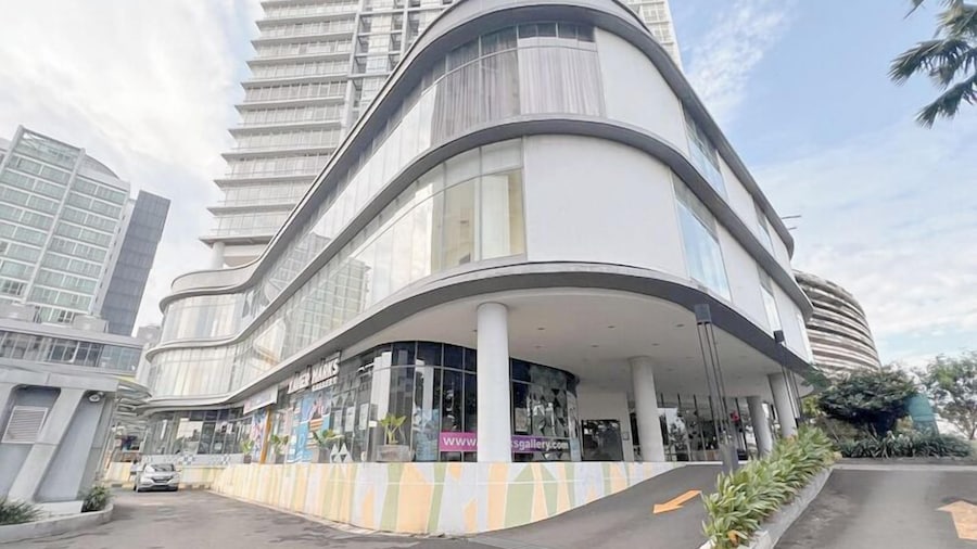 2Br Near Marvell City Mall At Linden Apartment