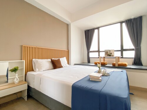 Studio Room Near Binus Alam Sutera At Collins Boulevard Apartment