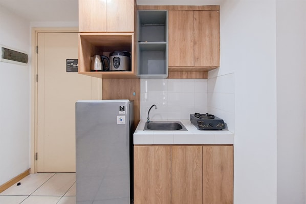 شقة | مطبخ خاص | ثلاجة، موقد طهي مسطح، مستلزمات طهي/أطباق/أوعية