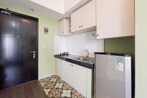 Appartement | Cuisine privée | Réfrigérateur, plaque de cuisson
