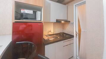 Lägenhet | Eget kök | Kylskåp, spishäll och grytor/köksredskap