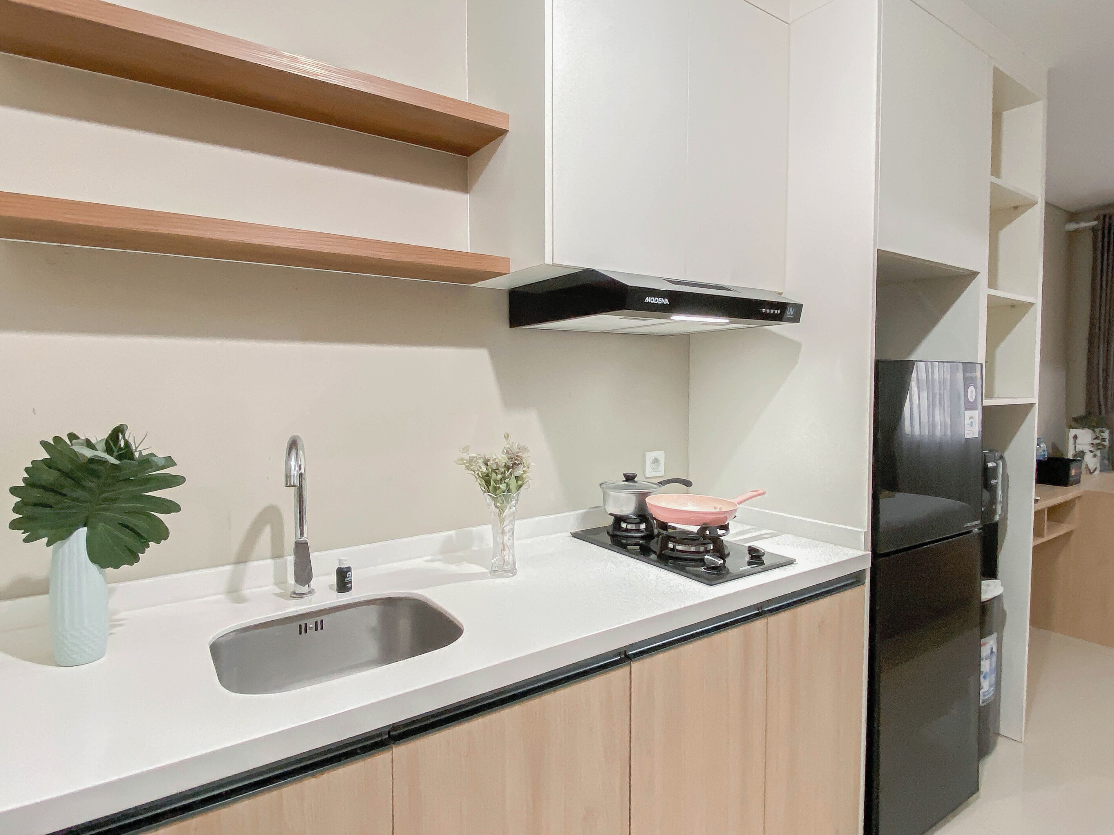 Apartment | Private kitchen | Fridge, stovetop, cookware/dishes/utensils