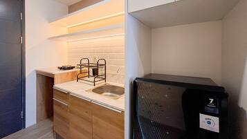 Apartment | Private kitchen | Fridge, stovetop, cookware/dishes/utensils