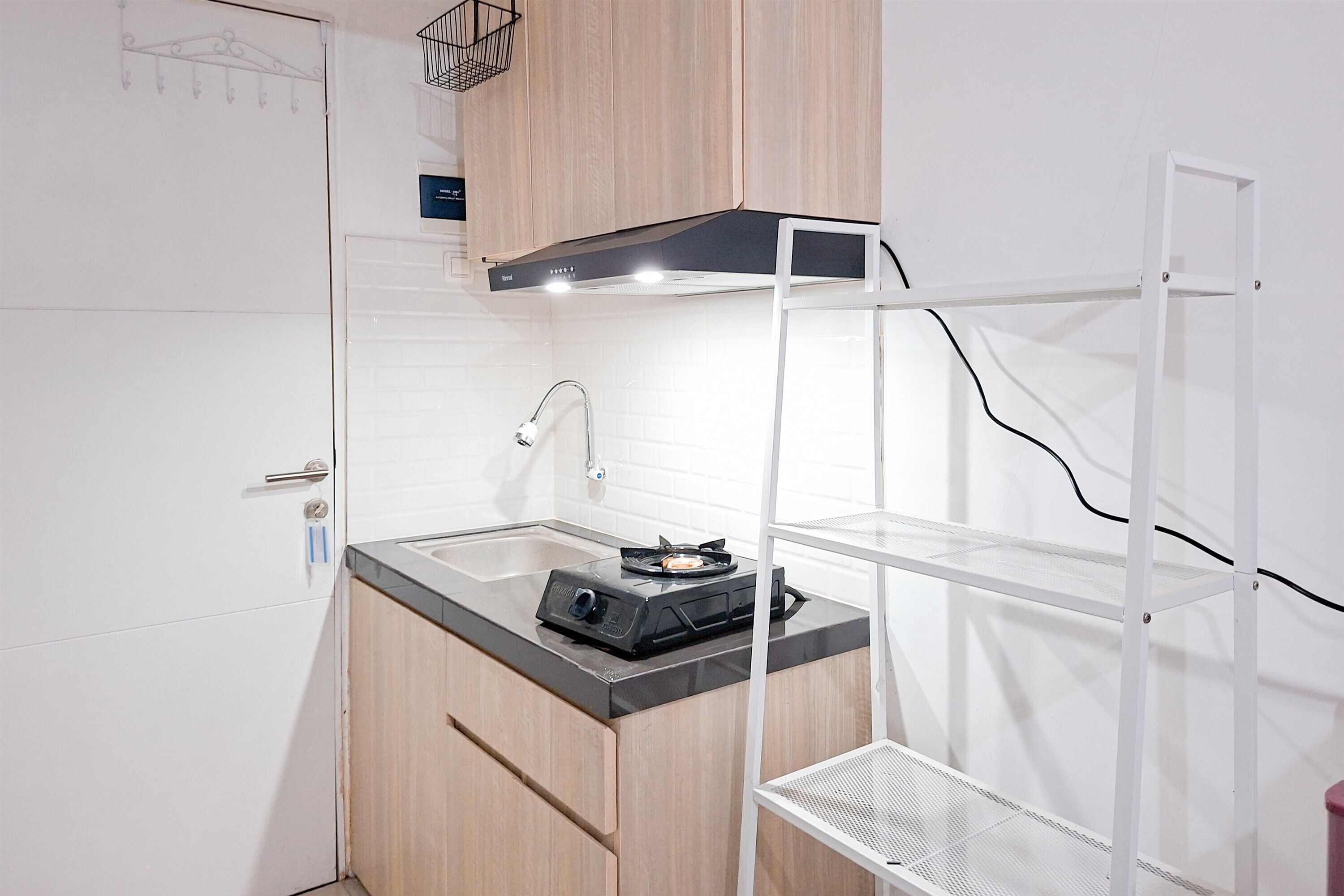 公寓 | 私人厨房 | 冰箱、炉灶、电热水壶、厨具/餐具