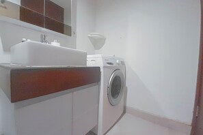 Apartment | Bathroom | Separate tub and shower, free toiletries, towels - 2Br Apartment Tamansari Tera Residence Near Braga Citywalk (Bandung)
