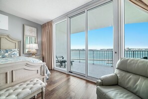 4 bedrooms, iron/ironing board, travel cot, free WiFi - Caribe B407 - Bayfront Views, Lazy River, Hot Tub, 2 Min To Beach, Sleeps 14 (Orange Beach)