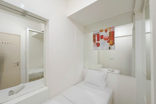 2Br Connected To Pakuwon Mall At Orchard Supermall Mansion Apartment