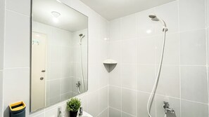 Apartment | Bathroom