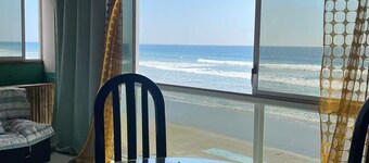 Magnificent Suite with sea view on the third floor