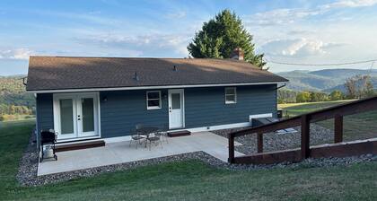 Charming 3-bedroom house in scenic Julian with incredible views