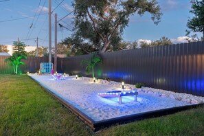 Property grounds - Sand & Surf Home w/ Backyard Games & Fire Pit -  10 mins from the Beach! (Bradenton)