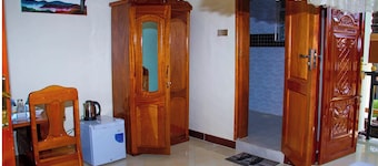 ELITE PEAK HOTEL