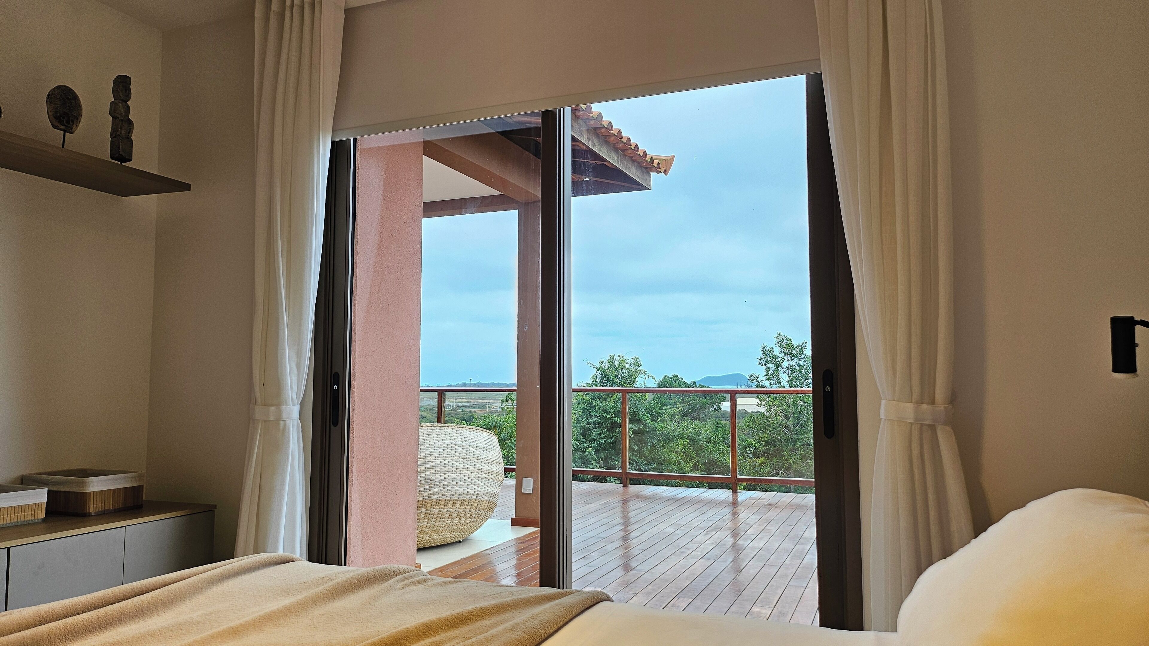 3 quartos, Wi-Fi de cortesia, roupa de cama