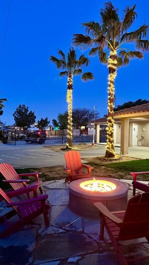 Imagen sin descripción, 5 de 104, botón