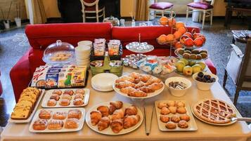 Petit déjeuner buffet compris tous les jours
