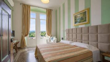 Chambre Double Supérieure, 1 trÚs grand lit