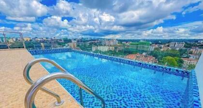 Stylish Apartment with a pool
