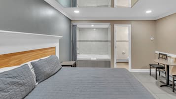 Honeymoon Room | Free WiFi