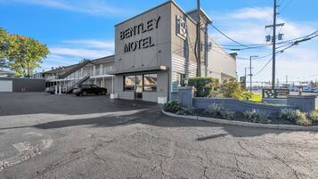 Facciata della struttura