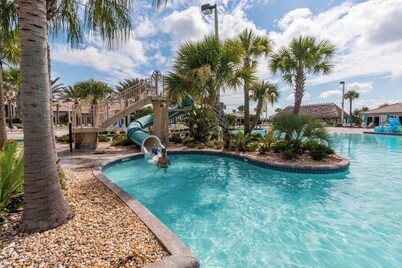 Moana Villa Near Disney! Pool, Arcade, Sleeps 22