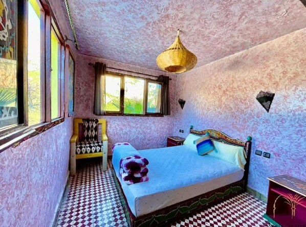 Comfort Room, Mountain View