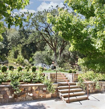 Idyllic + Contemporary Sonoma Valley Retreat