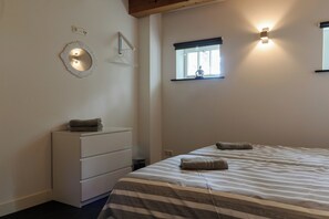 Nhà | 10 phòng ngủ, trang bị nội thất với thiết kế riêng biệt