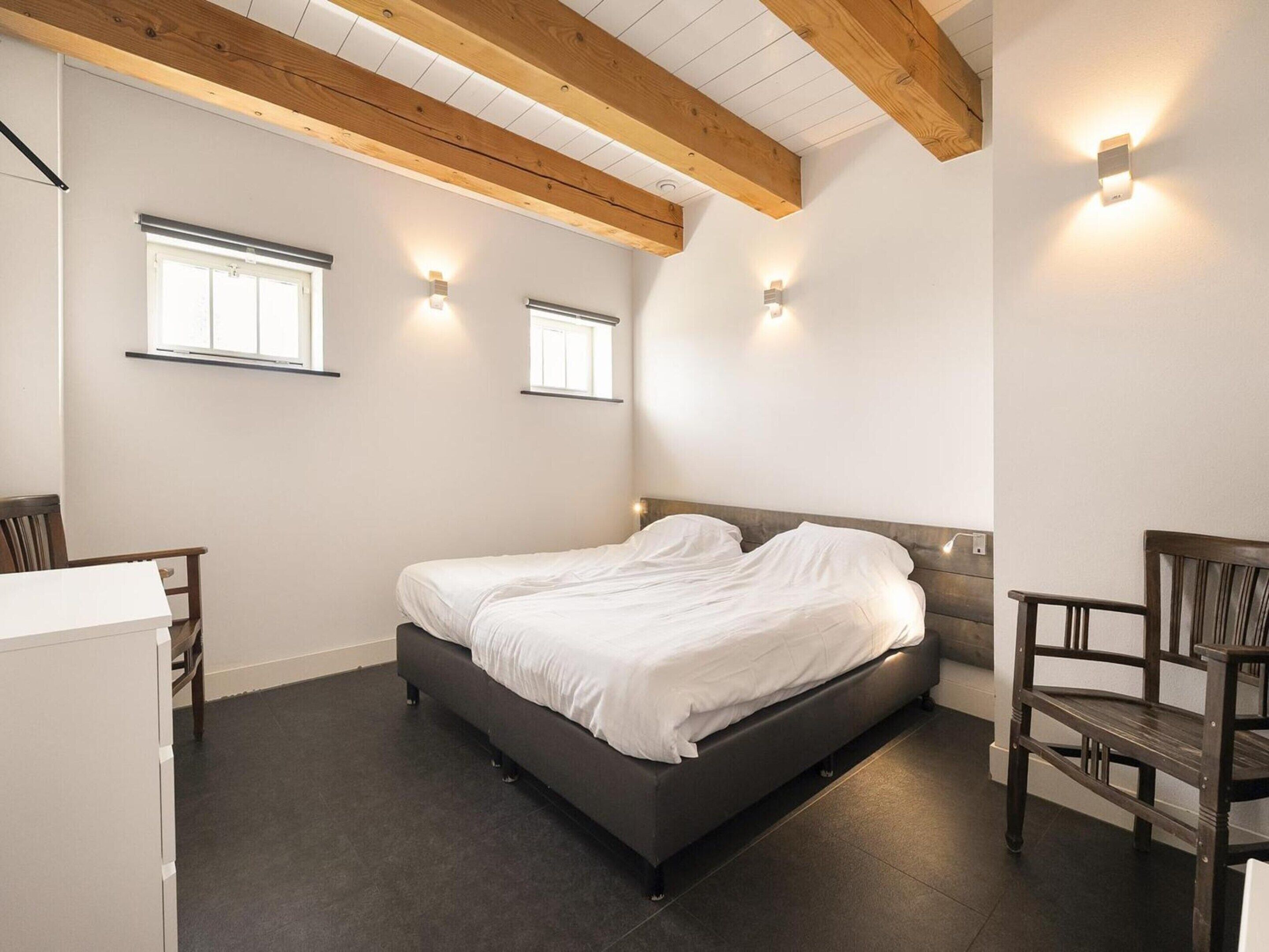 Huis | 10 slaapkamers, individueel gemeubileerd