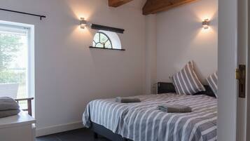 Huis | 10 slaapkamers, individueel gemeubileerd