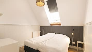 House | 10 bedrooms, individually furnished