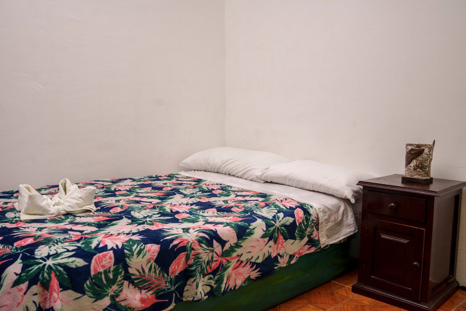 3 chambres, accès Internet, draps fournis