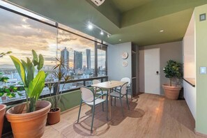 Dining - Luxury Sky Paradise (Mexico City)